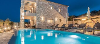 Claudio Stone House!!