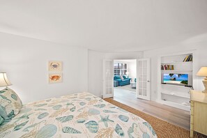 2 bedrooms, iron/ironing board, Internet, bed sheets