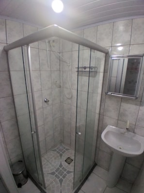 Apartamento Conforto 02 | Banheiro