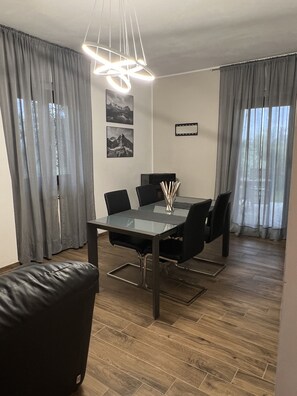 用餐