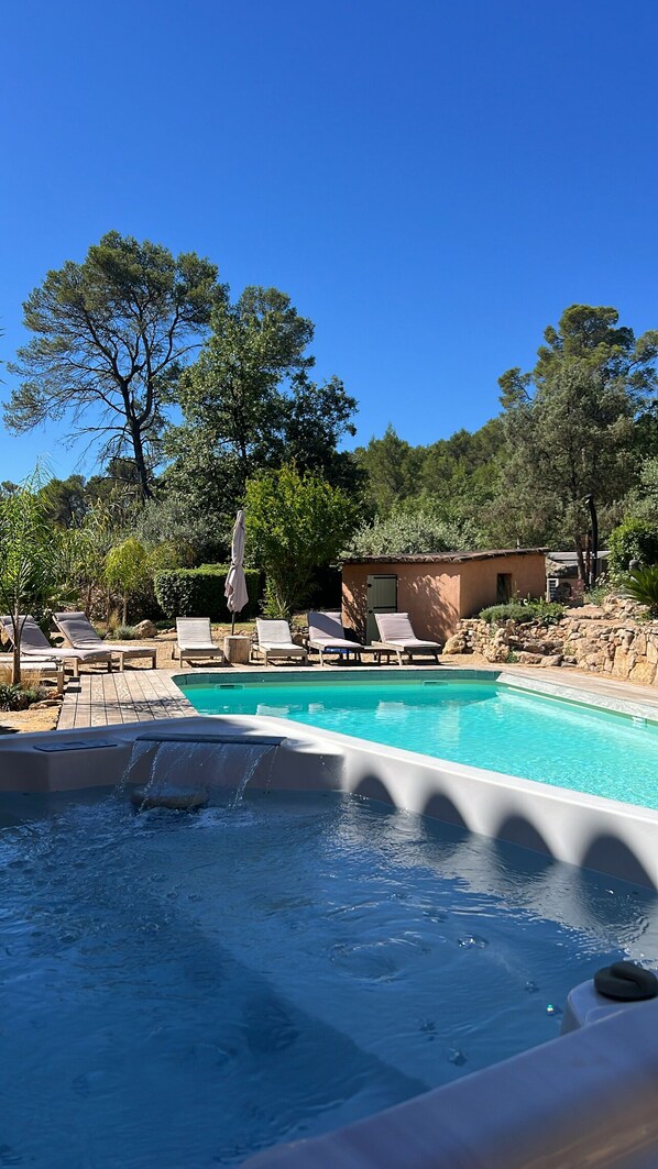 Piscine extérieure