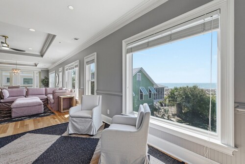 4 Bed 5 Bath Luxury Beach Front Home w/Ocean Views