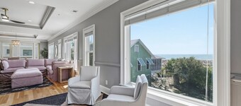 4 Bed 5 Bath Luxury Beach Front Home w/Ocean Views