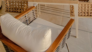 Luxury Villa | Terrace/patio