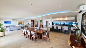 Vila Mewah | Ruang makan