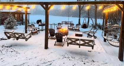 Lakefront house in the Pocono Stroudsburg Bushkill