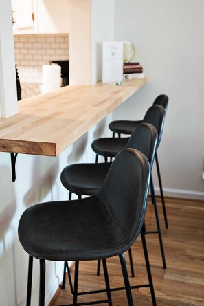 Dining - Urban Chic Townhouse (Columbia)