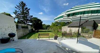 Gßte au bord du Cher "La Mésange Verte"