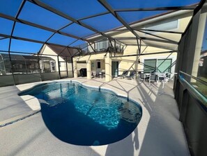 A heated pool - Beautiful sunset oasis villa (Davenport)