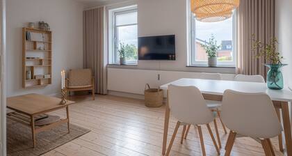 1 Bed Apartment Sleeps 2 With Parking, Wifi, Tv