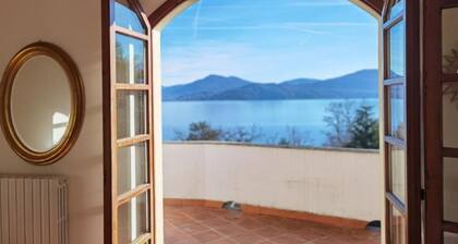 Villa Schaake Panoramic view Lake Maggiore, 100 m from the beach