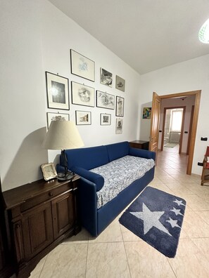 Télévision à écran plat