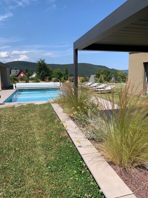 Outdoor pool, a heated pool