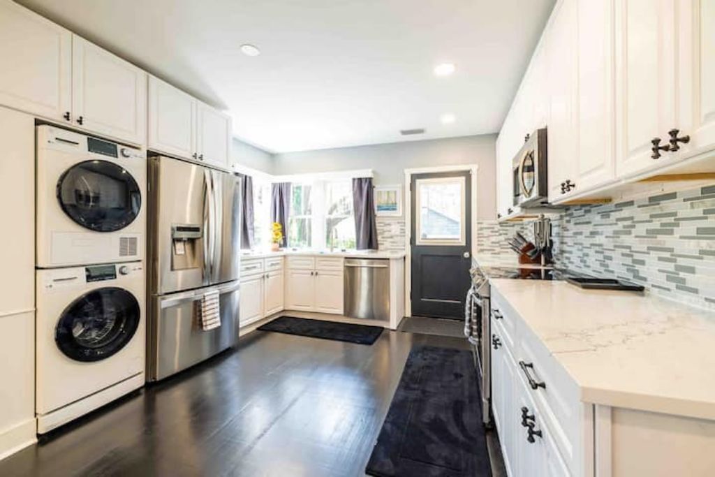 Private hot tub and fire pit