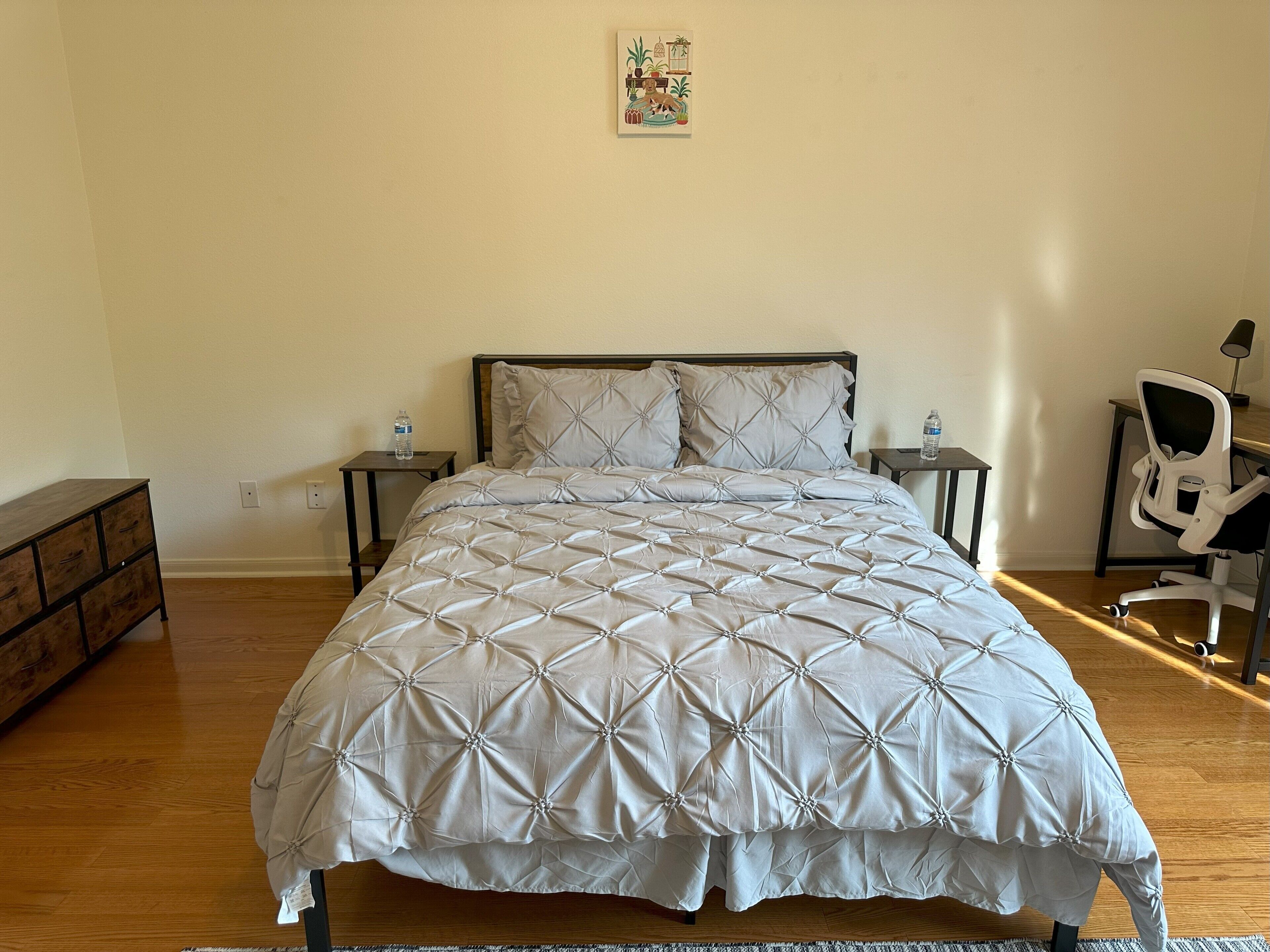 Newly Renovated, Entire home to relax near LSU Stadium