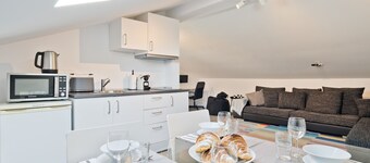 Cascais Beach Villa II (C116)