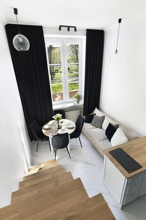 Deluxe Apartment | Living area - Old Town Premium by Elite Apartments (Gdansk)