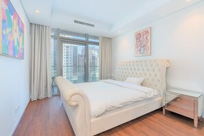 Room - Luxurious 2B With Burj Views in Business Bay (Dubai)
