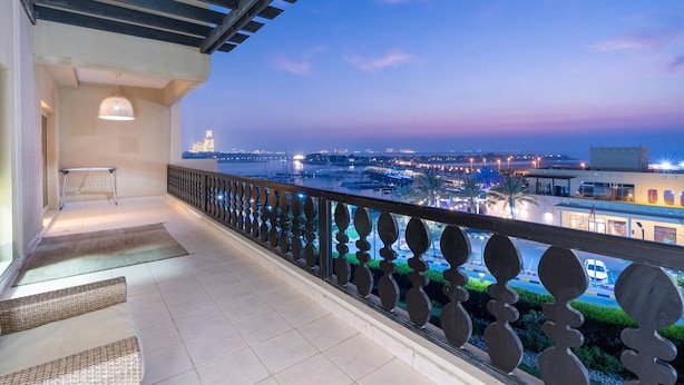 Property grounds - Amazing Marina Front 1B With Balcony in RAK (Ras Al Khaimah)