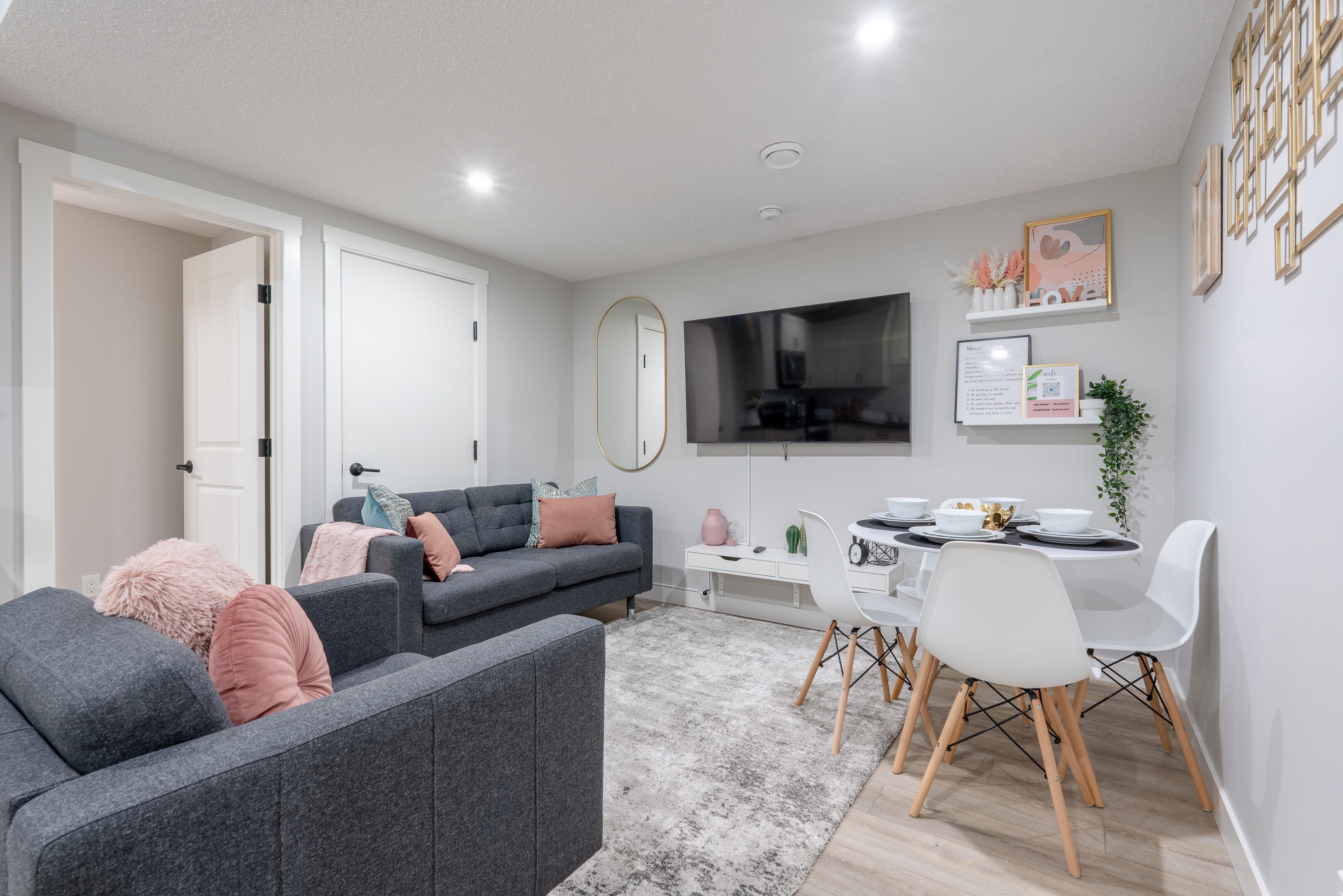 Smart-TV, Netflix, bøker og strømmetjenester