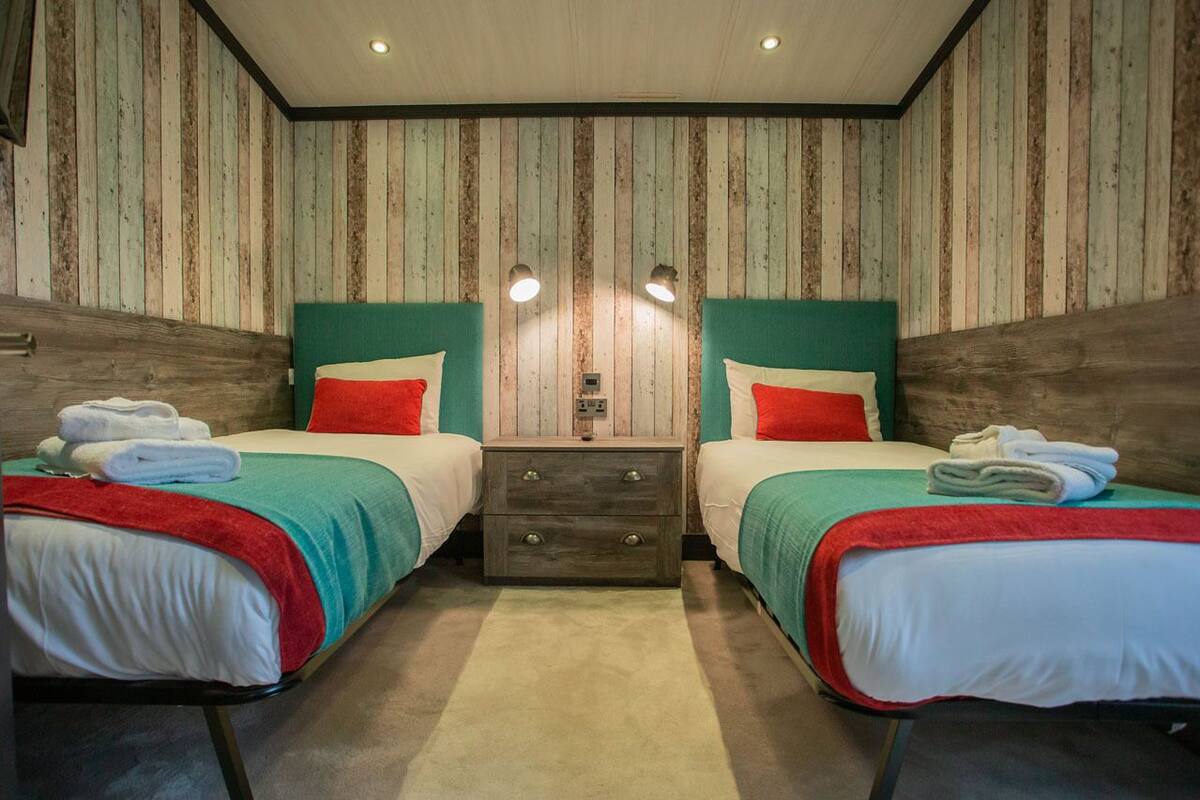 TriBeCa with Hot Tub 6 | Bed sheets