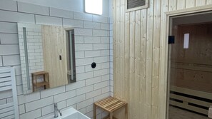 Rumah, 2 kamar tidur, akses difabel, Boleh Merokok | Kamar mandi