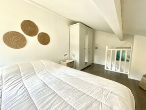 2 Schlafzimmer, Bügeleisen/Bügelbrett, WLAN