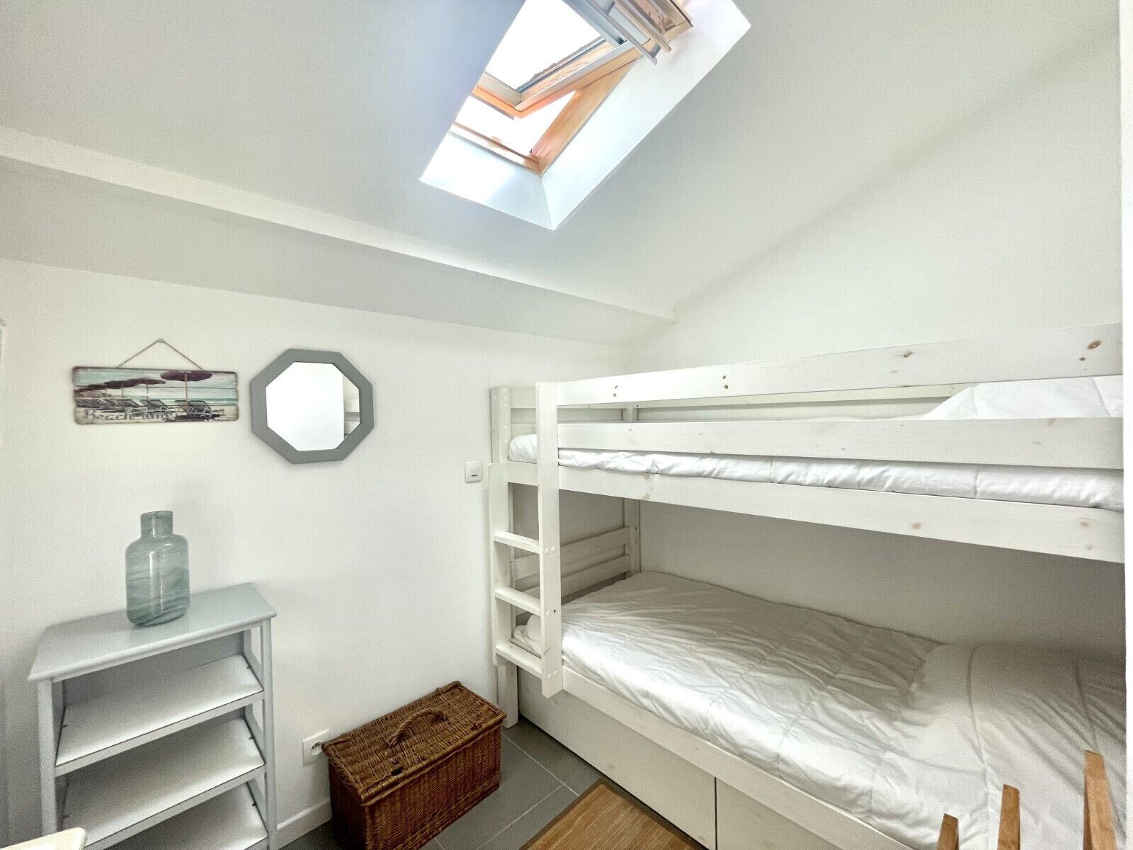 2 chambres, fer et planche à repasser, Wi-Fi (supplément)