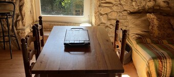 Mas au Milieu des Champs de la Drôme