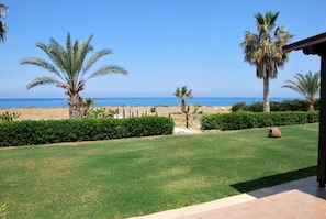 Villa, 4 Bedrooms, Balcony, Garden View | Property grounds