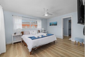 3 habitaciones, tabla de planchar con plancha, wifi y ropa de cama 