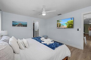 3 bedrooms, iron/ironing board, WiFi, bed sheets