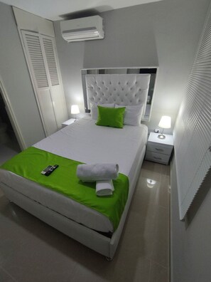 Shared Dormitory, 1 Bedroom, Smoking, Patio | 1 bedroom - Room-bm-14 Room Near the sea With air co (Cartagena)