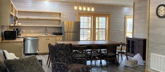 Spacious House near ATV trailhead and the Mulberry River at Cass Arkansas. Park and ride.