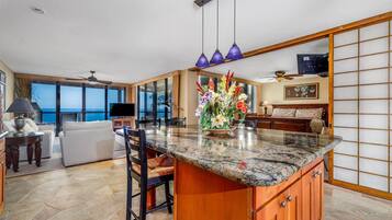 Condo, 1 King Bed (Keauhou Kona Surf & Racquet Club #5-2) | Interior