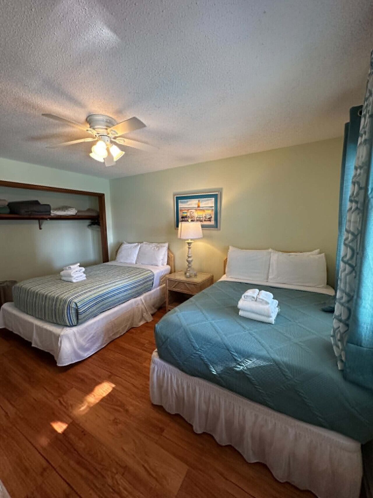 10 bedrooms, iron/ironing board, WiFi, bed sheets