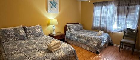 10 bedrooms, iron/ironing board, WiFi, bed sheets