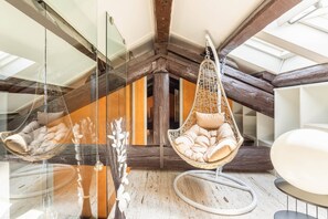 Apartment, 1 Bedroom, City View | Interior