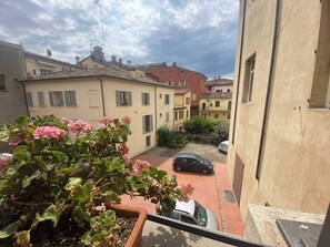 Apartment, 1 Bedroom, City View | Property grounds