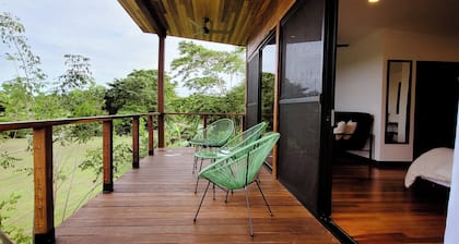 Cabana 1 -Modern amenities cabin, on the banks of the Belize River