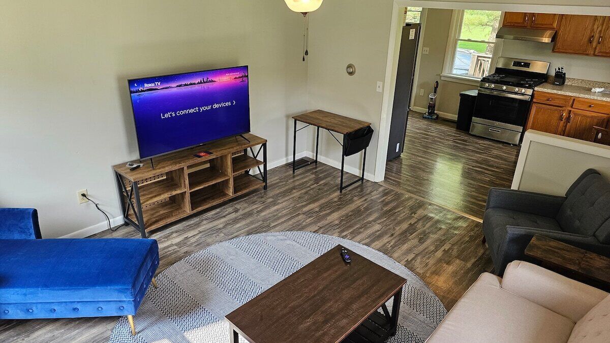 Spacious 3 Bedroom Apartment!