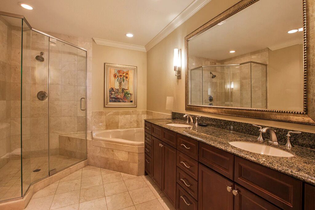 4 Bedroom Plus, Harbor View, on Destin Beach, Wyndham Emerald Grande!!