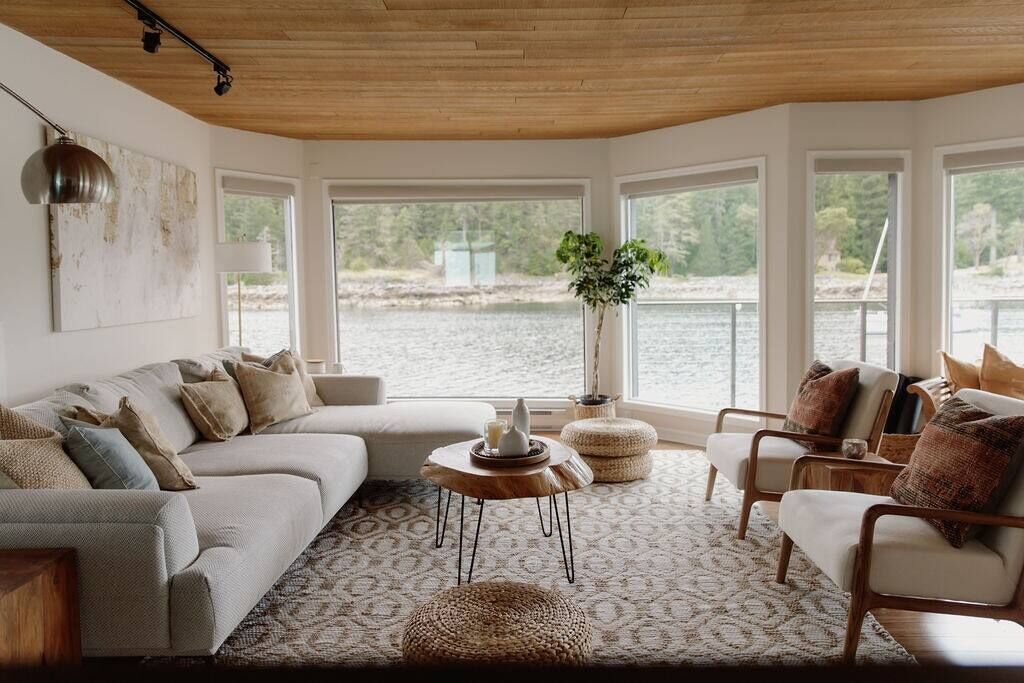 The Float House Lodge at Secret Cove