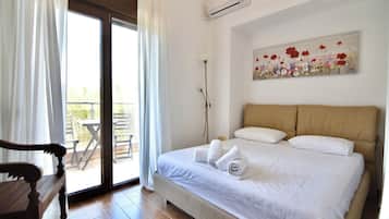 Vila, 3 quartos, sacada, vista para o jardim | 4 quartos
