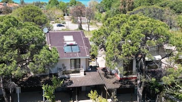 Villa, 3 Bedrooms, Balcony, Garden View | Exterior