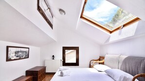 วิลล่า, 3 ห้องนอน, ระเบียง, วิวสวน | 4 ห้องนอน