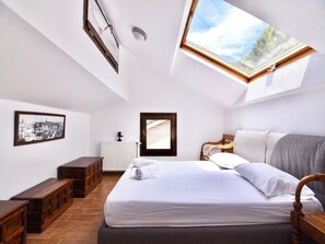 Villa, 3 camere da letto, balcone, vista giardino | 4 camere