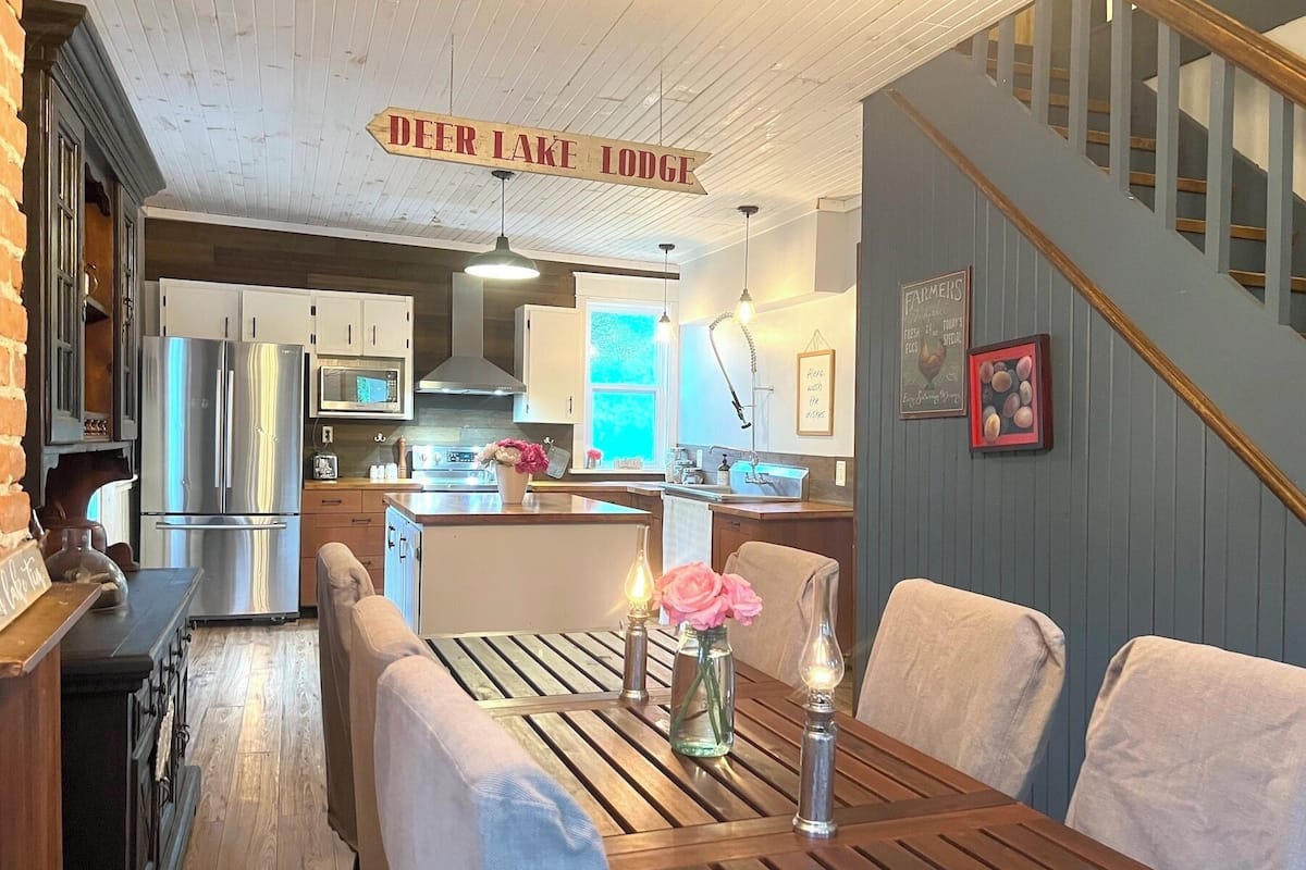 Cottage truyền thống | Bếp riêng | Bếp nấu, dụng cụ nấu nướng/bát dĩa/dao nĩa, gia vị