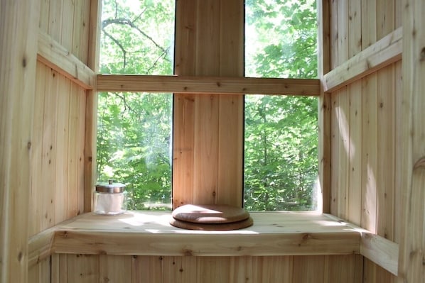 Panoramic Tent | Bathroom | Shampoo, toilet paper - Deer Lake Wilderness Retreat (Unorganized Centre Parry Sound)