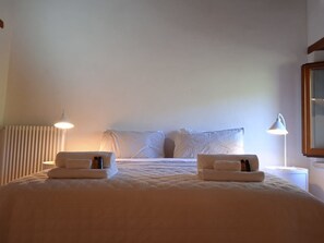 4 habitaciones, escritorio, cuna de viaje y wifi gratis 